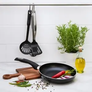 Pendeford Diamond Collection Frying Pan Black (26cm)