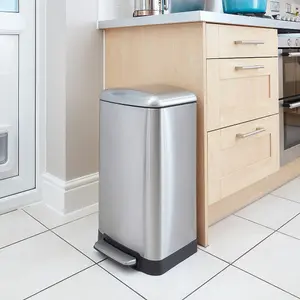 BLACK+DECKER 30L Cool Grey Pedal Bin with Soft Close Lid