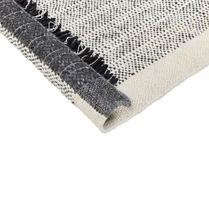 Wool Area Rug 140 x 200 cm Black and White KETENLI