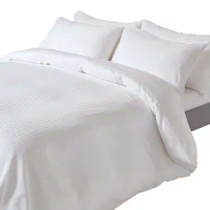 Homescapes White Egyptian Cotton Duvet Cover and Pillowcases 330 TC, King