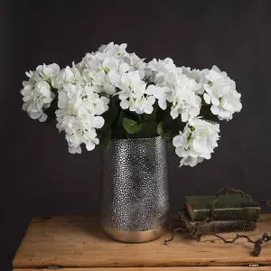 UK Homeliving White Hydrangea Bouquet