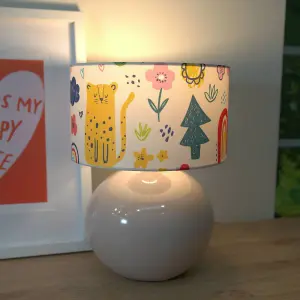 ValueLights Bosco Stone Natural Ceramic Table Lamp with Doodle Drum Shade - LED Bulb Included