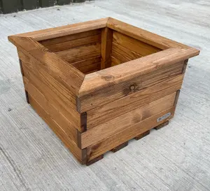 Simply Wood Churchill Square Planter Range Extra Large