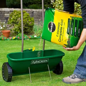 Miracle-GroEvergreen Complete 4 in 1 Lawn Food - 360 m2, 12.6 kg, Lawn Food, Weed & Moss Control