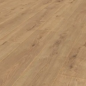 Eurohome Thames Natural Oak effect Laminate Flooring, 2.26m²