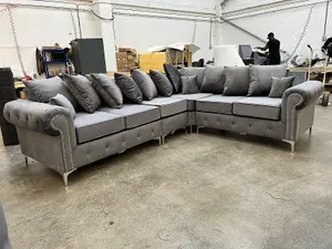 Olympia Corner 6 Seater With Triangle Legs - Grey Scatterback