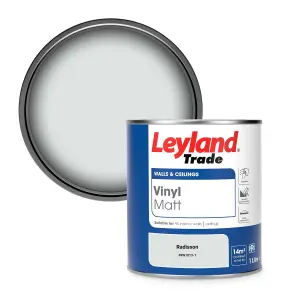 Leyland Trade Vinyl Matt Walls & Ceilings Emulsion Paint Radisson (PPG1013-1) 1L