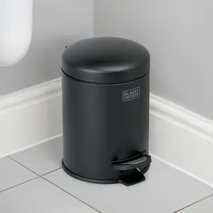 BLACK+DECKER 61349 5L Matt Black Dome Shaped Pedal Bin With Soft Close Lid