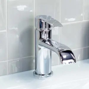 Halo Polished Chrome Round Deck-mounted Basin Mono Mixer Tap