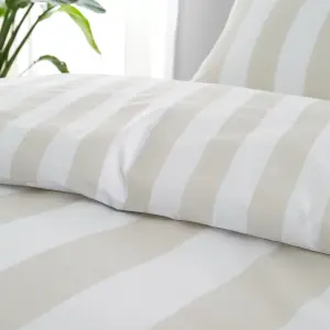 Catherine Lansfield Bedding Cove Stripe Reversible Double Duvet Cover Set with Pillowcases Natural