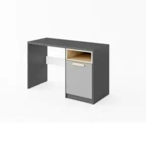 Marlow Computer Desk / Sleek and Stylish Design