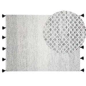 Area Rug 140 x 200 cm Black and White GEMLIK