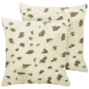 Set of 2 Cushions KASRA Faux Fur 45 x 45 cm Abstract Beige