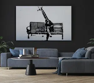 Giraffe Graffiti Canvas Print Wall Art - Medium 20 x 32 Inches