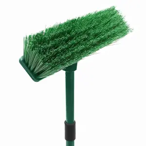 JVL Outdoor Garden Hard Bristle Broom with Telescopic Handle, Green 