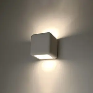 Nesta Ceramic White 1 Light Classic Wall Light