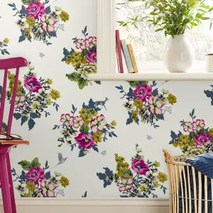 Joules Crème Cambridge floral Smooth Wallpaper Sample