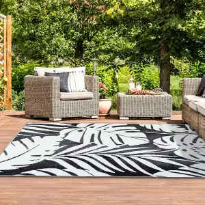 Extra Large Garden Outdoor Rug For Patio, Black & White Tropical Leaf Waterproof Garden Rug 180 x 270cm