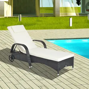 Rattan Sun Lounger Outdoor Recliner Chair