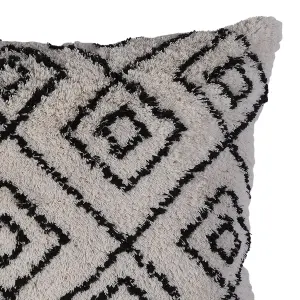 GoodHome Jaspar White Geometric Indoor Cushion (L)50cm x (W)50cm