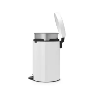 Brabantia NewIcon 20 Litre Soft Closing Pedal Bin White