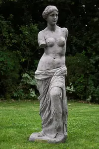 Large Venus de Milo  Garden Statuary