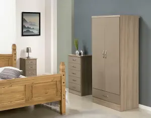 Nevada 2 Door 1 Drawer Wardrobe in Oyster Light Oak Effect