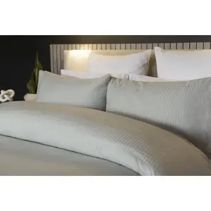 Belledorm Hotel Soho Duvet Cover Set Platinum (Double)