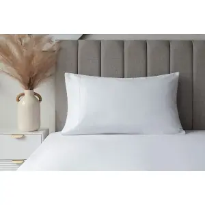 Belledorm Cotton Pillowcase White (57cm x 35cm)