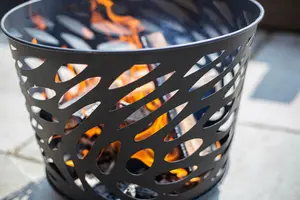 La Hacienda Nami Steel Firebasket - Outdoor Heating -  L 39 cm x W 39 cm x H 32 cm