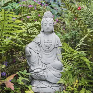 Traditional Kuan Yin (Guanyin) Buddha Statue