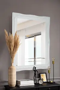 MirrorOutlet Hamilton White Shabby Chic Design Mirror 91 x 66cm