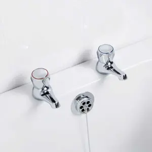 Pair Of Traditional Contract Bath Taps Chrome WRAS Approved