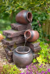 Easy Fountain Pot Wall Pours Solar Powered Garden Feature - L 25 cm x W 26 cm x H 45 cm