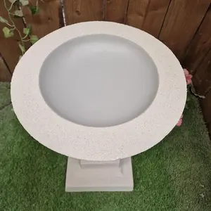 Short Minimalistic Sandstone Birdbath