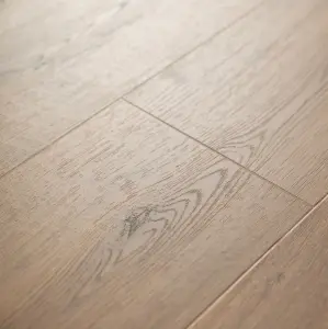 GoodHome Bicester Wide Honey Structured Oak effect Laminate flooring Sample