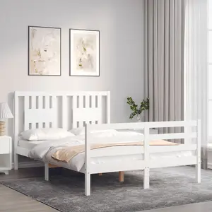 Berkfield Bed Frame with Headboard White 140x190 cm Solid Wood