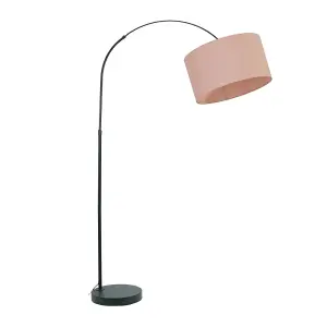 ValueLights Louis Black Arched Curved Floor Lamp with Blush Pink Fabric Drum Lamp Shade and LED Bulb