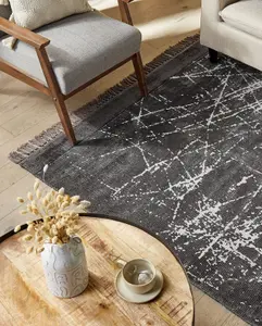 Viscose Area Rug 160 x 230 cm Dark Grey HANLI