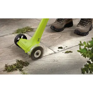 Electric Weed Sweeper Clears Drives Patios and Paving of Weeds Moss and Dirt - 140 Watts (Weed Sweeper & 4 Brushes)