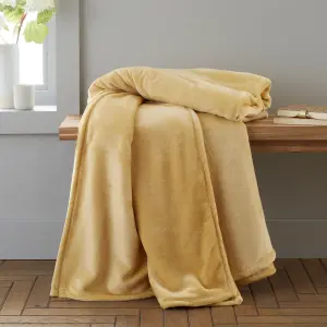 Catherine Lansfield Raschel Velvet Touch 130x170cm Blanket Throw Ochre