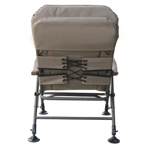 CARPZILLA Recliner Folding Camping Fishing Chair 4CM Cushion 150KG Capacity Camo