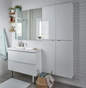 Imandra Tall Matt Silver Mirror effect Triple Bathroom Cabinet Mirrored (H)900mm (W)1000mm