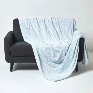 Homescapes Pastel Blue Mora Faux Fur Velvet Throw 130 x 160 cm