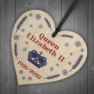 Red Ocean Queen Elizabeth II Wooden Plaque In Memory Memorial Sign Christmas Bauble