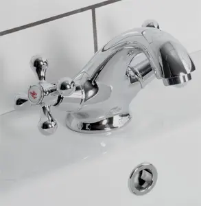 Cascade Penridge Traditional Bath Taps Pillar Pair Chrome & Basin Tap