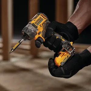 DeWalt 12V 2 x 2Ah Li-ion Cordless Screwdriver DCF601D2-GB