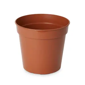 Verve Lei Terracotta Plastic Grow pot (Dia) 18cm, (H)15cm, 2.43L