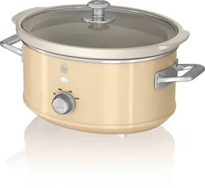 Swan SF17021CN 3.5L Retro Slow Cooker - Cream | Robert Dyas