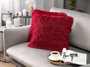 Set of 2 Cushions CIDE Boucle 45 x 45 cm Solid Dark Red